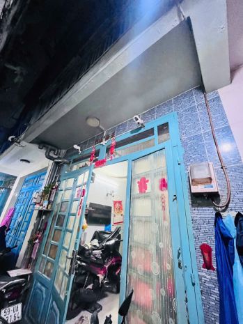 Chính chủ cần bán nhà nhỏ đúc btct kiên cố 3 tầng , dtss 6876454