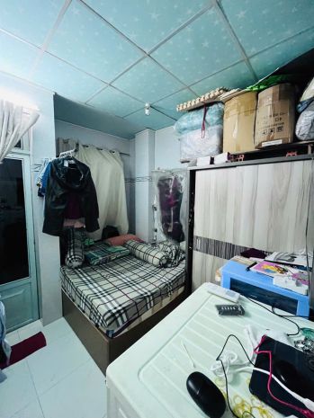 Chính chủ cần bán nhà nhỏ đúc btct kiên cố 3 tầng , dtss 6876456