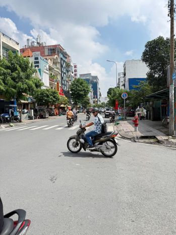 Bán nhà hẻm vip 10m tân sơn nhì, tân phú  4x15m, 4 tầng 6876855