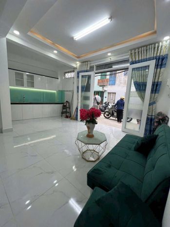 Tin được không 4 tầng mới hxh phường 7 quận 6 chỉ 4 tỷ 6876879