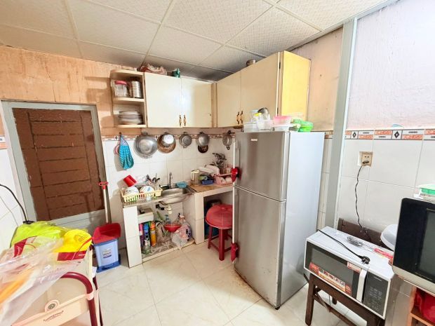Nhà đường lê văn sỹ phường 11 quận 3 cũ. 6876921