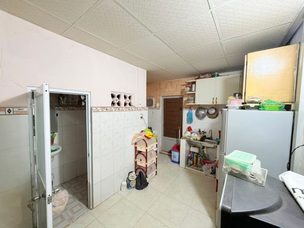 Nhà đường lê văn sỹ phường 11 quận 3 cũ. 6876922