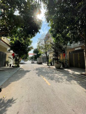 Hiếm! bán nhà đẹp trung tâm la khê  mặt tiền 6m, giá chỉ 6876937