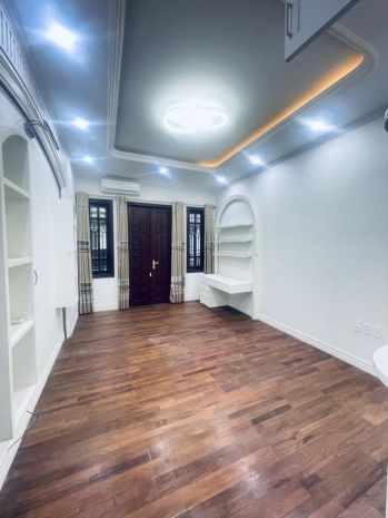 Bán nhà mặt phố trần thái tông 56m2, 7 tầng, thang máy, lô 6877120