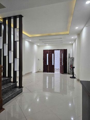 Nhà  đẹp vĩnh trung- gần ô tô tránh nhỉnh 5 tỷ- 6877552