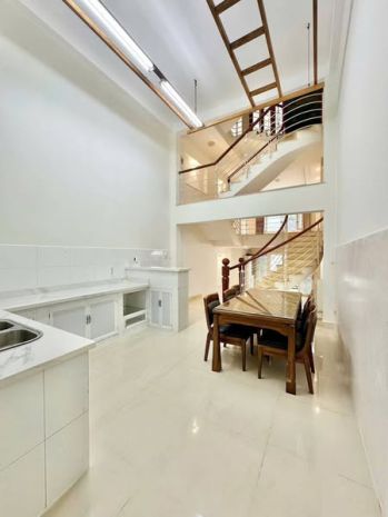 Nhà đặng văn ngữ  cạnh cơm tấm ba ghiền  56m²  4 tầng 6877838
