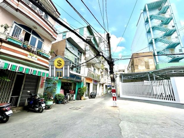 Bán nhà mặt tiền 8m- đường đoàn như hài- thông ra nguyễn 6878281
