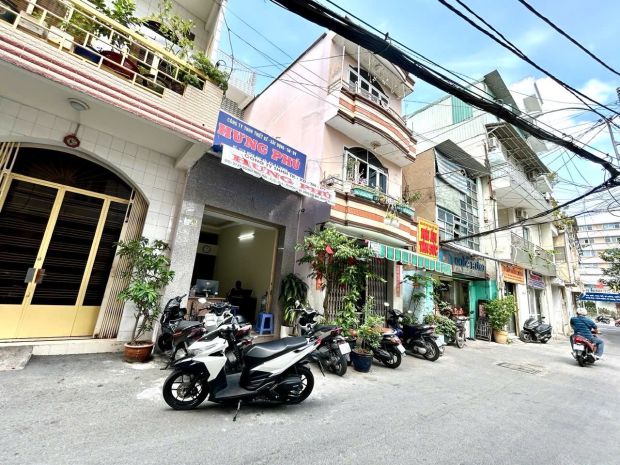 Bán nhà mặt tiền 8m- đường đoàn như hài- thông ra nguyễn 6878284