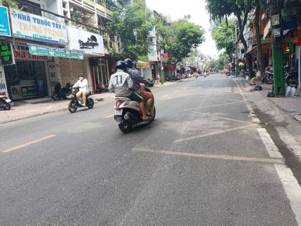 Bán nhà mặt tiền hiếm hưng phú ngang 4m gần chợ xóm củi chỉ 6878492