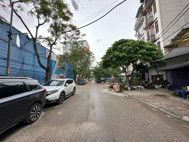 Tin thật 100 bán chdv 66,5m2 x 22p ở lạc long quân - 6878945