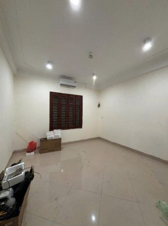 Chính chủ cho thuê văn phòng tại mặt đường chiến thắng - hà 6879237