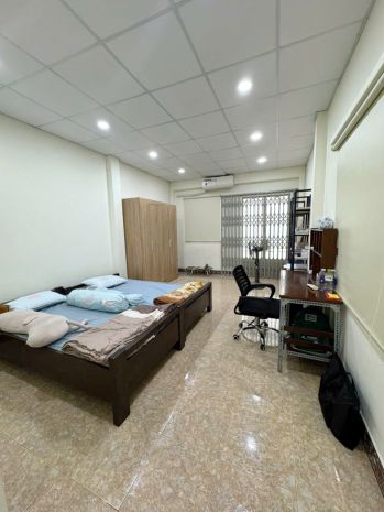 Nhà hẻm xe hơi phạm thế hiển p3 q8 đối diện công viên dạ 6879344