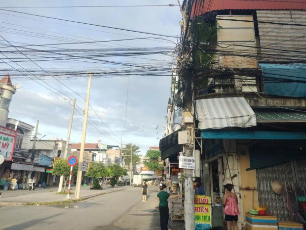 Cần bán gấp dãy nhà trọ 2 mặt tiền - trung tâm khu dân cư 6879519