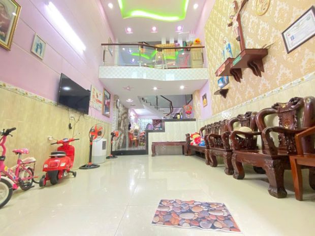 Bán nhà ở đường quang trung p11 đối diện chợ hạnh thông tây 6879714