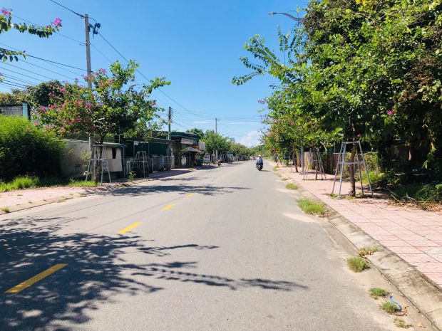 Bán 7m đất thổ cư đường nguyễn du - lagi giá rẻ 414trm 6879815