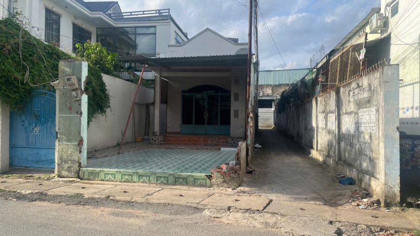 Bán nhà 156m² đông hòa,đường 2 ô tô thông,gần đhqg 6880071