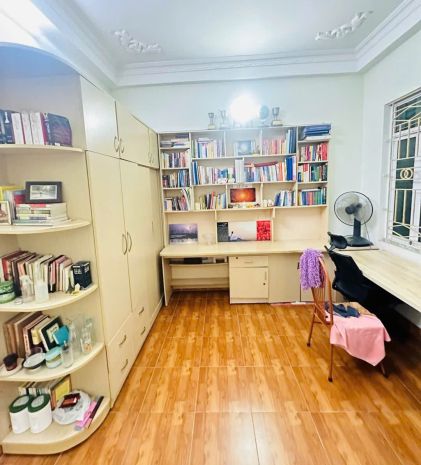 Cực hiếm hoàng quốc việt  chưa đến 7 tỷ, nhà 5 tầng, gần 6880493