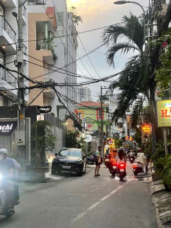 Chính chủ bán mặt tiền sư vạn hạnh, phường 12, q.10: dt 6881022