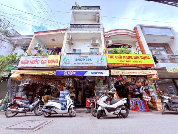 Chính chủ bán mặt tiền đất thánh, p6, tân bình: 5.3x11m, 6881189