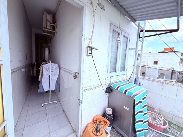 Chính chủ bán mặt tiền đất thánh, p6, tân bình: 5.3x11m, 6881193