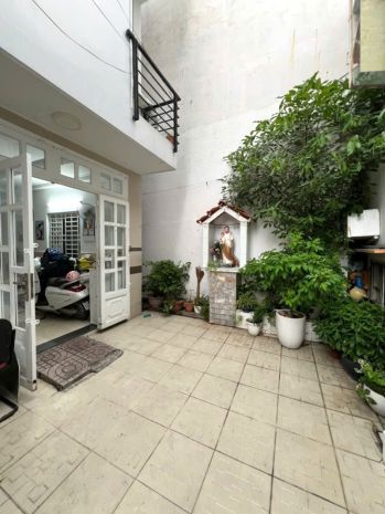Bán nhà đẹp 3 tầng 92m² hiệp bình phước  đối diện vạn phúc 6881325
