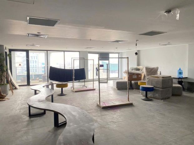 Bán toà building 9 tầng mặt phố  vị trí sát hồ tây  dòng 6881767