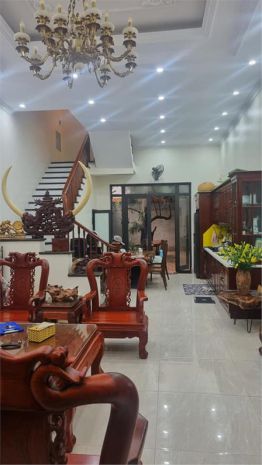 Bán nhà  lạc long quân otô tránh- kinh doanh  77 m 5tầng 6881957