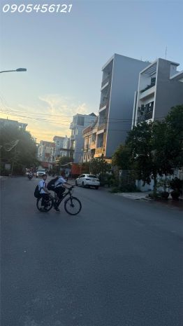 Chính chủ bán lô đất đường nguyễn đồn - mặt tiền đường lớn 6882062