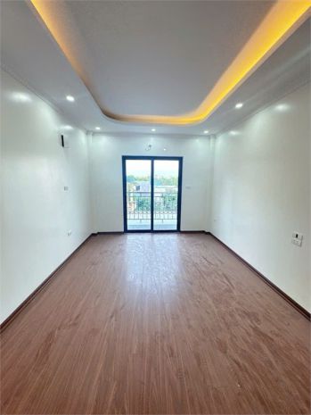 Bán nhà thượng thanh thanh am  54m²  5 tầng  6,9 tỷ 6882128