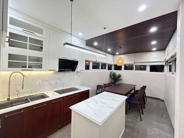 Bán nhà phù hợp nhiều mô hình kinh doanh tại khu kinh doanh 6883301