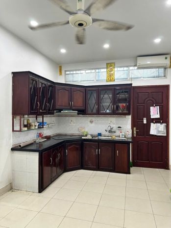 Cho thuê nhà nguyên căn ô tô  tại ngõ 192 lê trọng tấn, 6884107