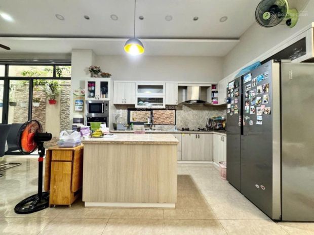 Nhỉnh 10 tỷ - dt 105m2 - nhà kiến trúc đẹp 3t - hxh - 6884198