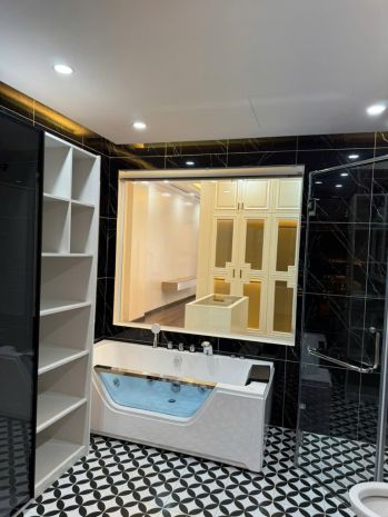 Bán nhà hồng tiến long biên, oto đổ cổng-thang 6884400