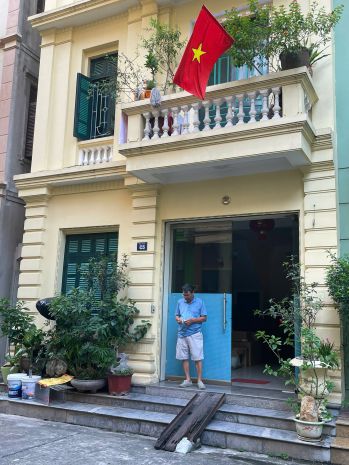 Cho thuê nhà 5 tầng  nguyễn văn huyên, cầu giấy, hà nội 6885733