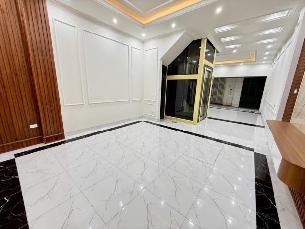 19,7 tỷ. phân lô 65m*5 tầng*5mmt phố lê trong tấn ngõ ô tô 6886204