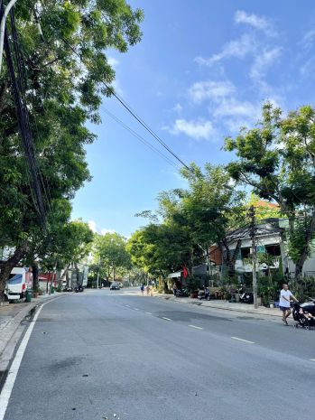 Chủ gửi biệt thự ngay nguyễn ư dĩ. p thảo điền quận 2. 6886557