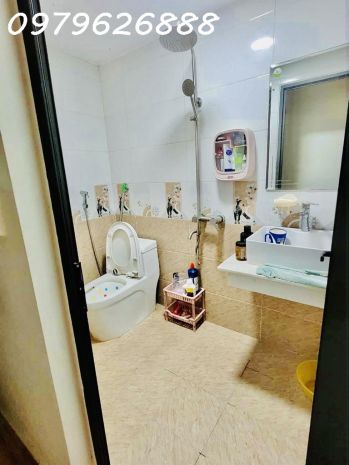 Nhà phố thái hà - trung tâm đống đa  5 tầng  thoáng trước 6886658