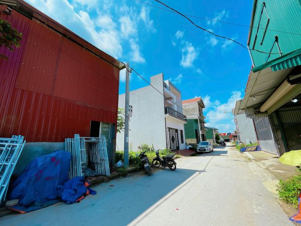 Bán đất phân lô vía hè,dt160m2,võng xuyên,phúc thọ,lô góc 3 6886850