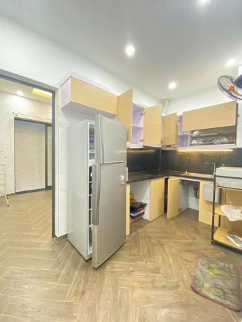 Cho thuê nhà ngõ 147 tân mai,  70m² x 2 tầng, gồm 3 phòng 6887107