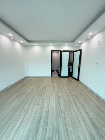 Cc bán nhà giải phóng-30m2-5t- 7.18tỷtl mạnh - sau 2 nhà 6887145