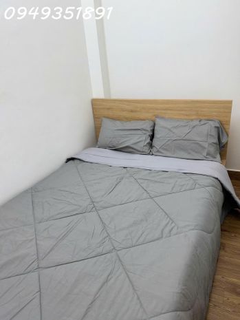 Trung tâm phú nhuận  4 tầng btct  hẻm 5m thông 3 phía 6887249