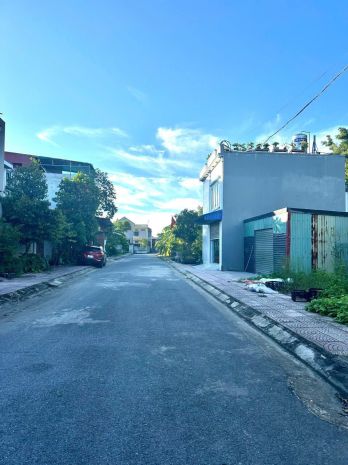 Lô đất đấu giá trung tâm núi đối - đường nhựa 12m, vị trí 6887255