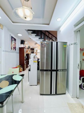 Mặt tiền kinh doanh vĩnh hội 

có 10 tỷ 6892916