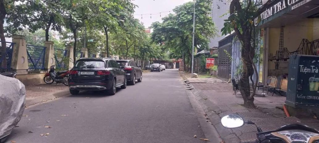 Siêu phẩm tđc - bán nhà -85m ngọc thụy phân lô - ô tô tránh 6892966