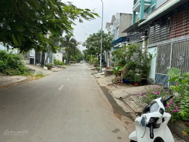 Bán nhà mặt tiền kinh doanh, 3 tầng 5x20m, nhỉnh 6 tỷ, 6893423