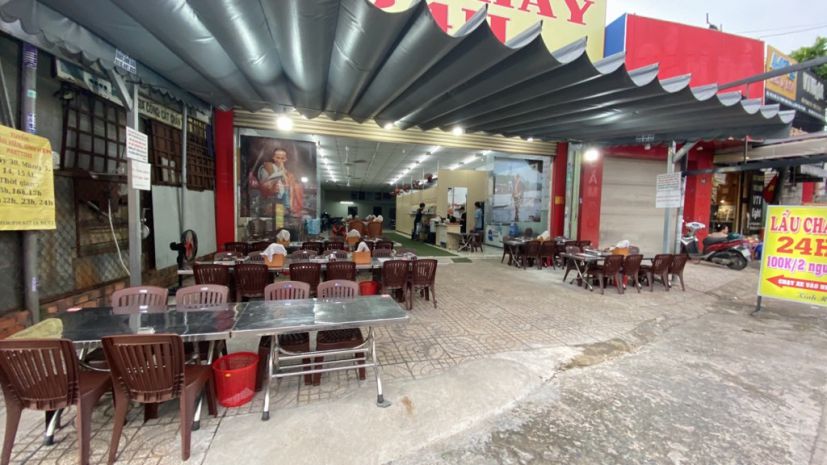 Mặt tiền mã lò nhộn nhịp quá, nhiều vị trí đẹp để đầu tư... 6893919