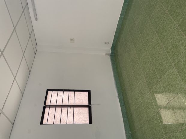 Nhà 4 tầng mua vào ở ngay, giá trị cho thuê cao. 6894025