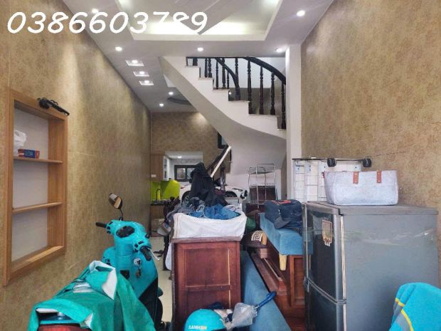 39m²  mặt tiền 3.1m  giá 6.4 tỷ  nhà đẹp dân xây, ngõ 6894264