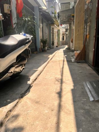 Chỉ 3.95 tỷ - 33m2 - phú thọ hòa - xây dựng được 3 tấm. 6894460