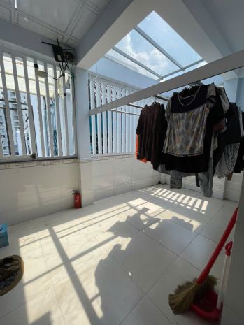 Gà đẻ trứng vàng chdv quận 6 4 tầng 98m2 42trtháng chỉ 7 6894571